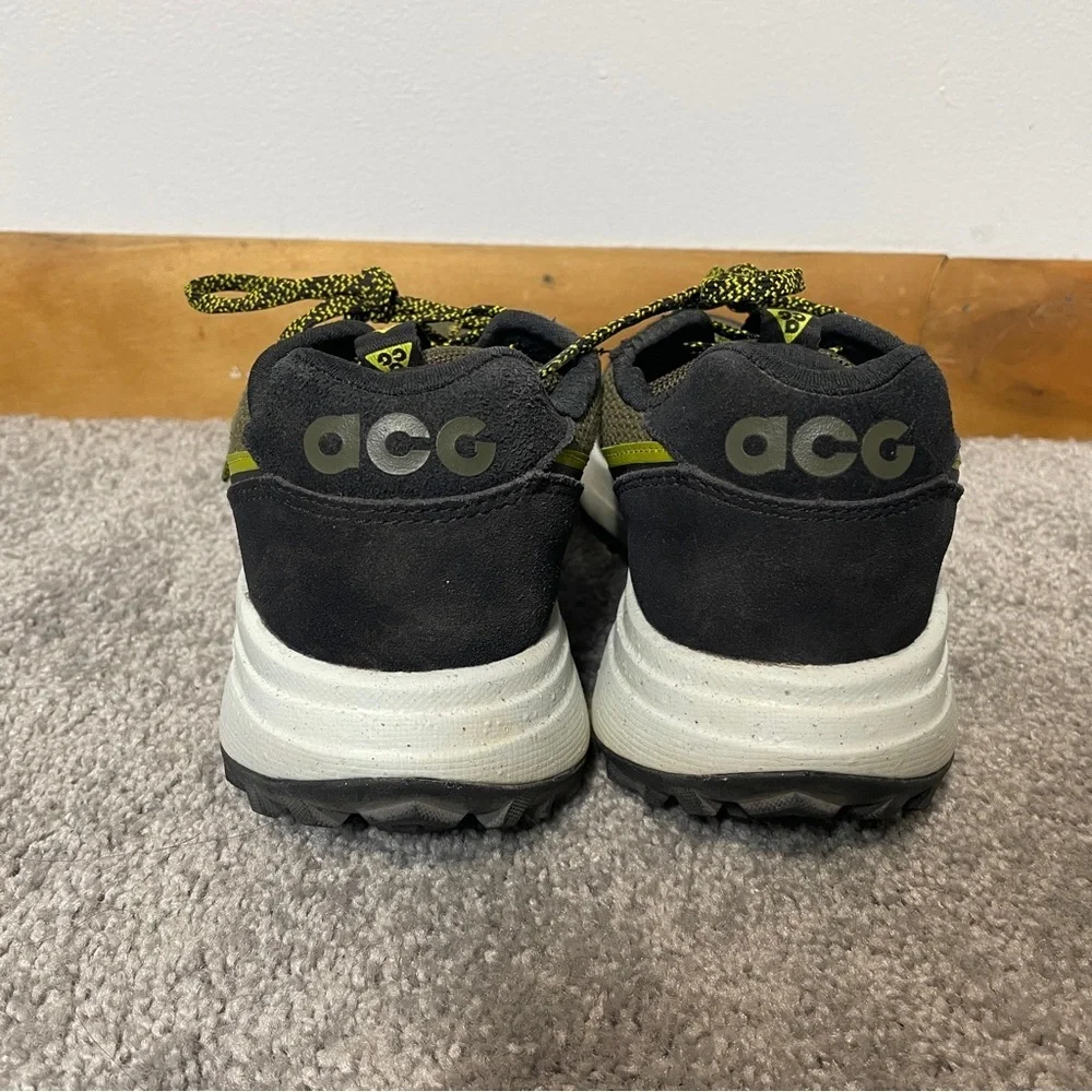 Nike ACG‎ Lowcate Cargo Khaki MossTrail Running Sneaker Men’s 6.5 Women 8